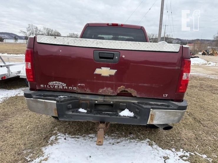 2009-chevrolet-2500-image-5