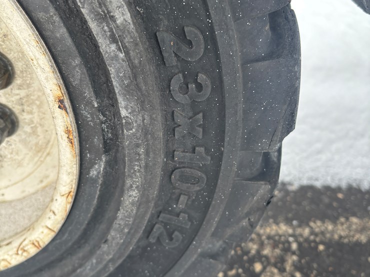 #1869-•-2012-combilift-cl-8011-multi-directional-forklift-image-61