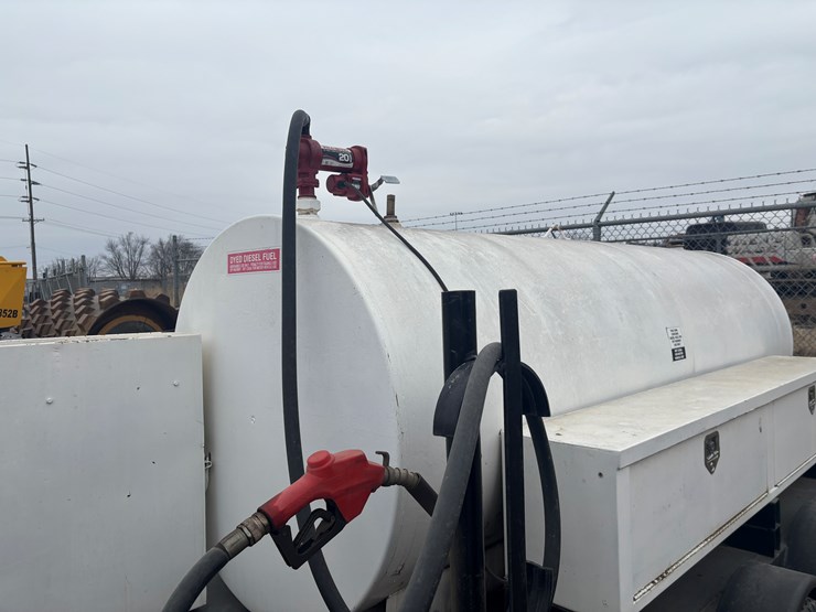 homemade-fuel-trailer-image-13