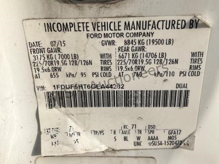 2016-ford-f550-image-18