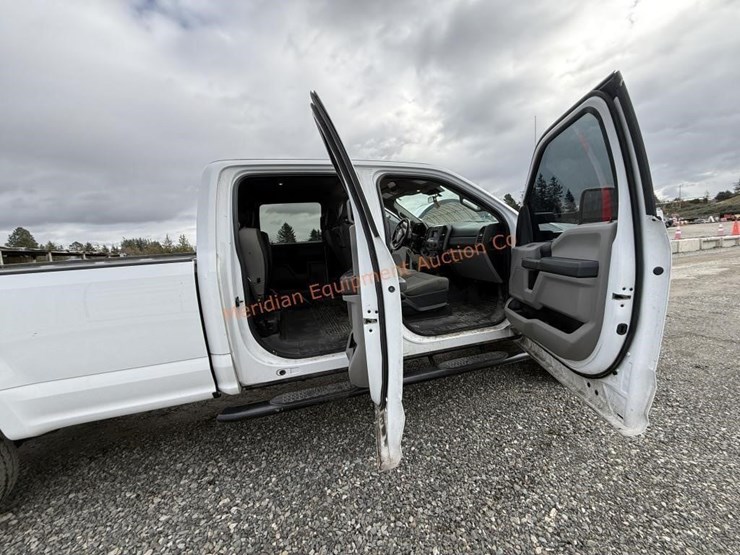 2020-ford-f350-image-24