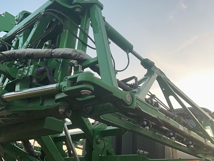 2014-john-deere-r4030-image-200