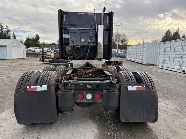 2017-international-prostar-image-12