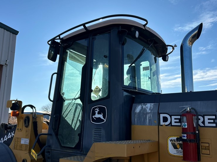 deere-444k-image-67