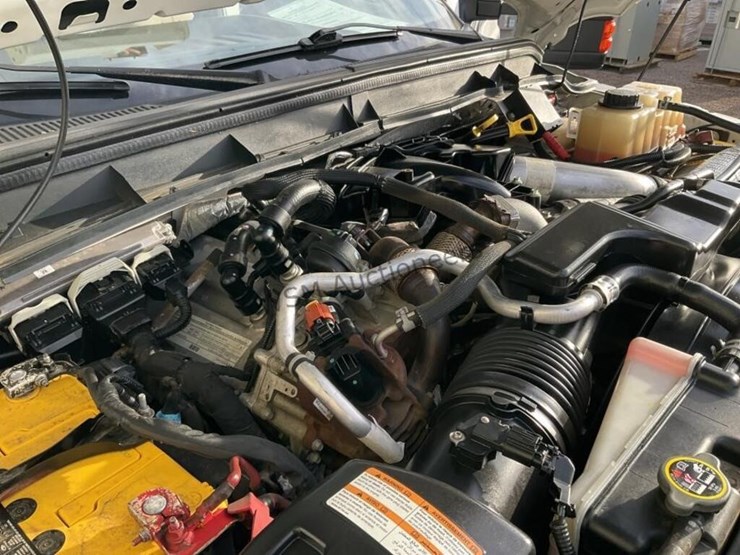 2016-ford-f550-image-15