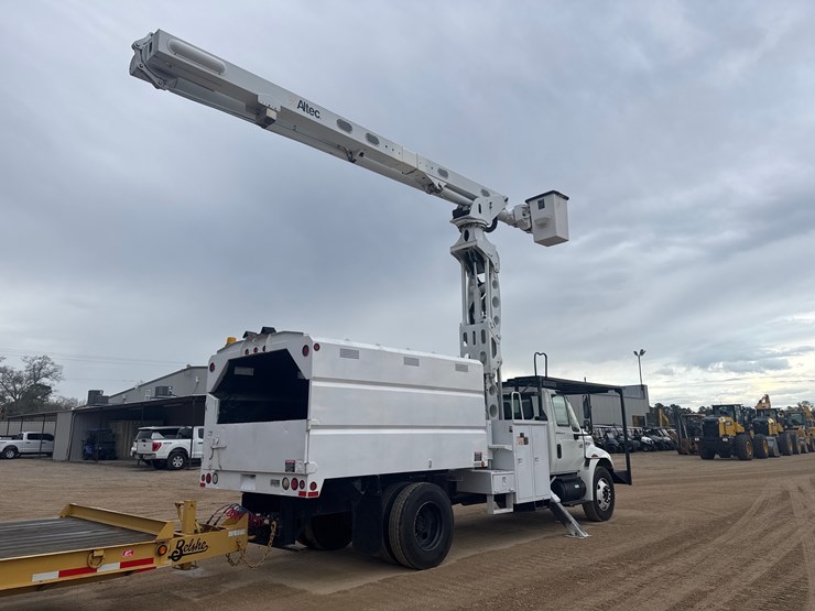 2006-international-durastar-4300-image-28