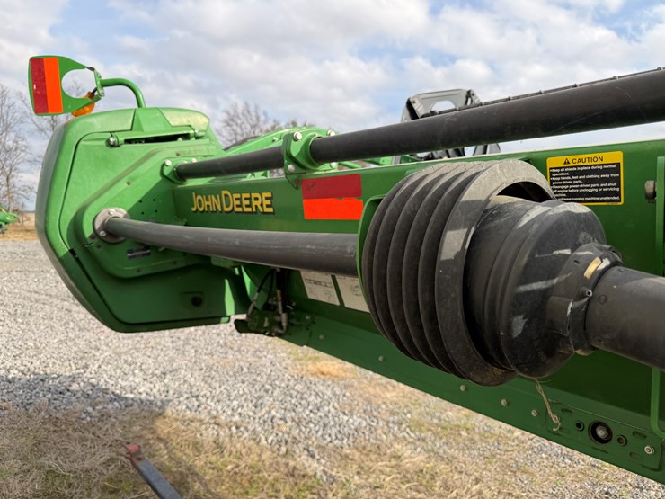 john-deere-630d-image-19