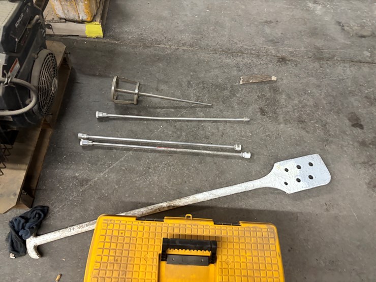 #2309-•-graco-gh-733-roof-coating-sprayer-image-11