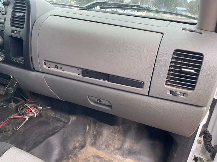 2008-gmc-3500-image-49