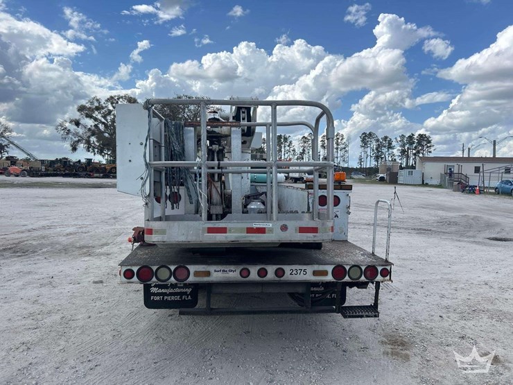 2009-ford-f550-image-31