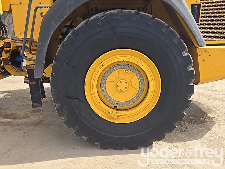 2018-deere-460e-image-15