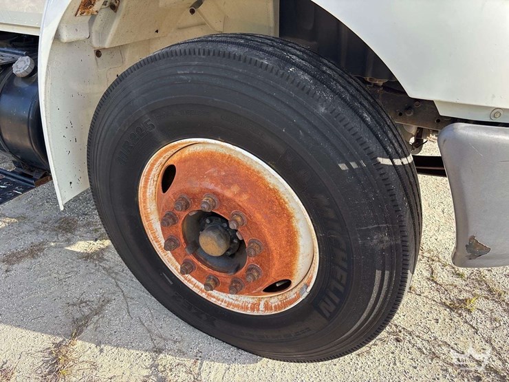 2003-international-durastar-4300-image-59