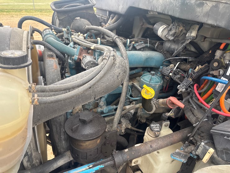 2006-international-durastar-4300-image-20