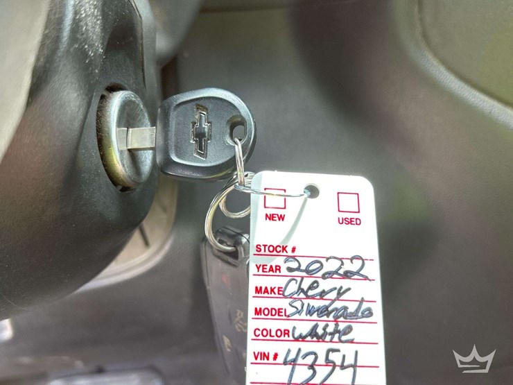 2022-chevrolet-silverado-2500-image-28