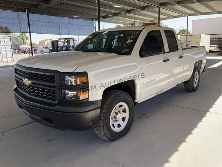 2015-chevrolet-silverado-1500-image-4