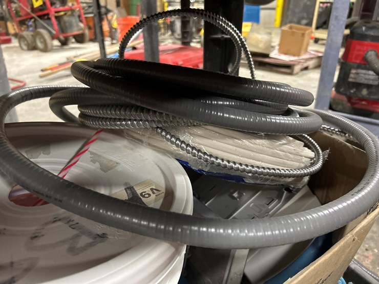 #5451-•-misc.-shop-tools/ppe-w/-rolling-cart-and-more-image-9