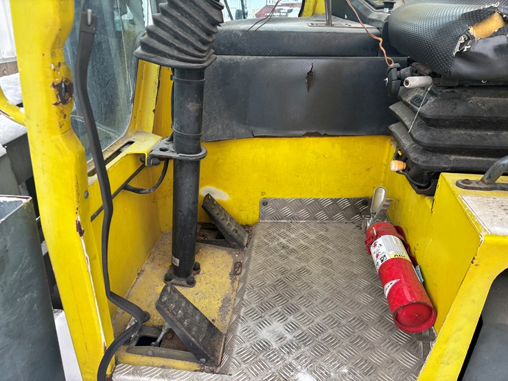 #1869-•-2012-combilift-cl-8011-multi-directional-forklift-image-34