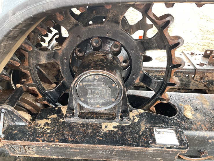 new-holland-ls190-image-5