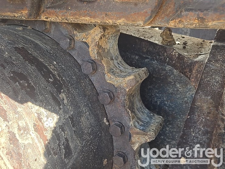 2013-komatsu-pc490-lc-10-image-25