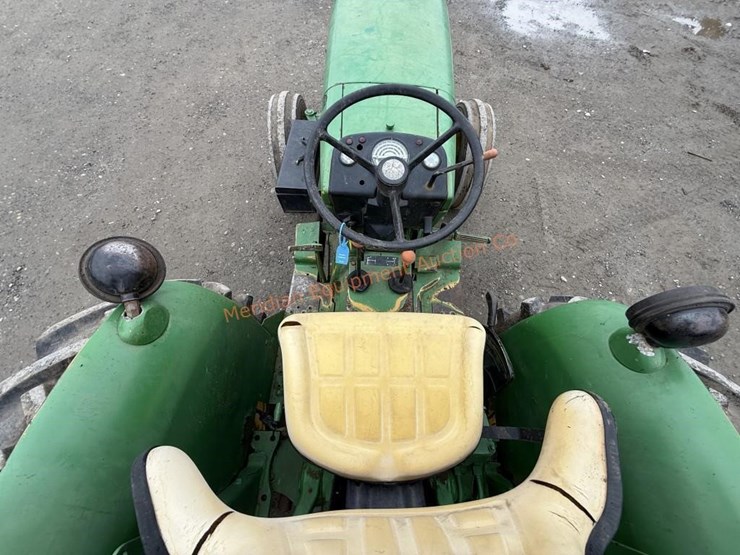 john-deere-2040-image-25
