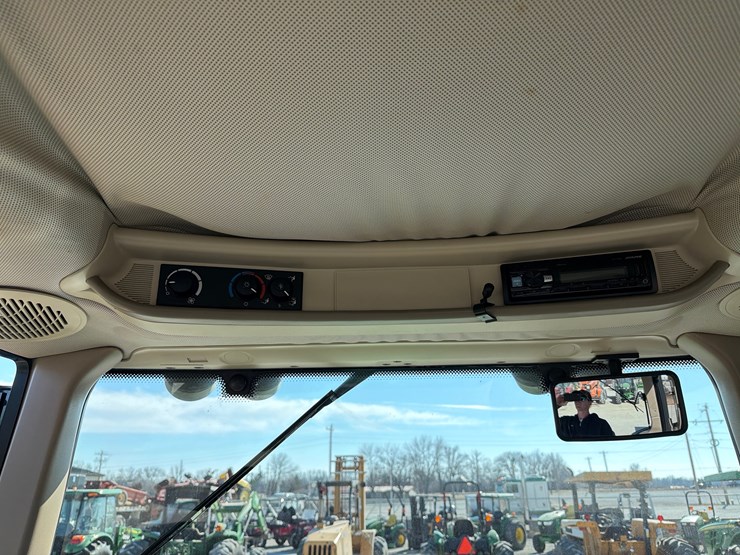 2012-john-deere-6430-image-19