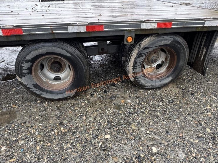 2003-titan-trailer-image-11