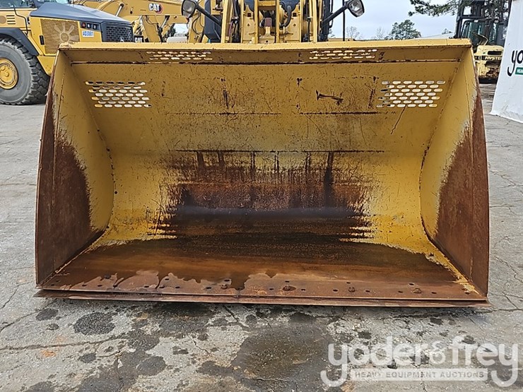 2021-caterpillar-930m-image-10