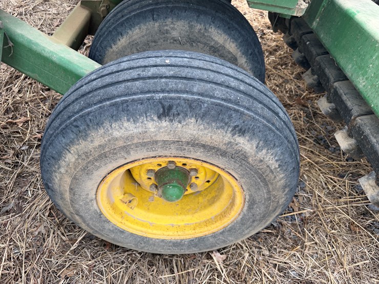 john-deere-35-image-6