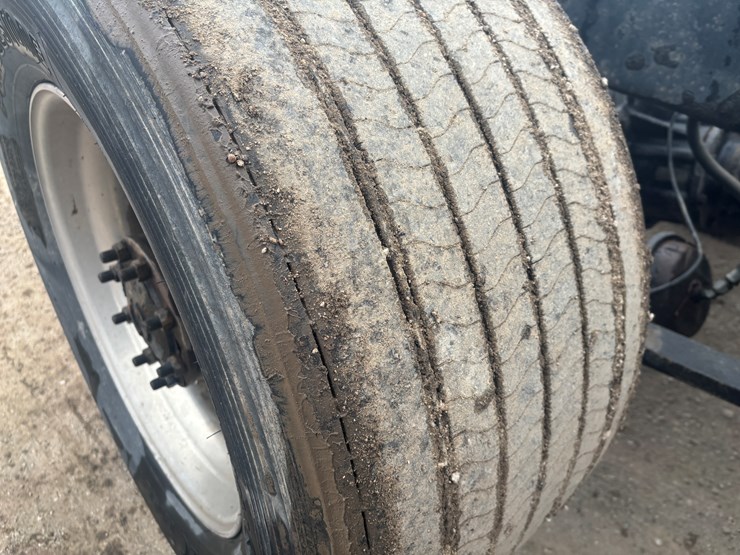 2016-freightliner-cascadia-113-image-81