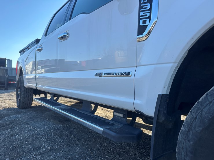 2018-ford-f350-image-14