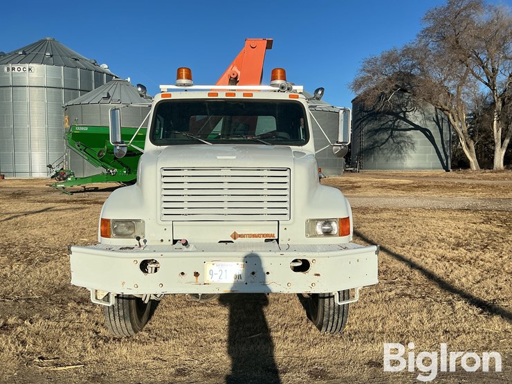 1990-international-4800-image-2