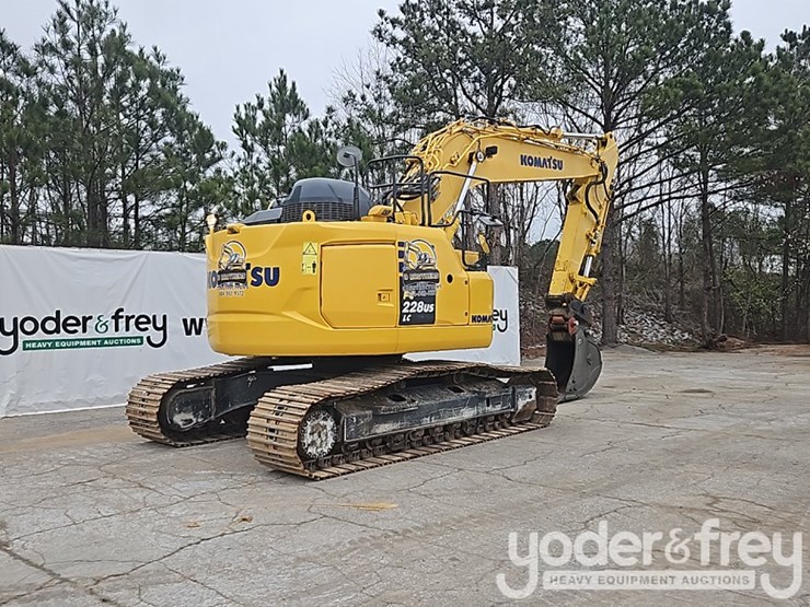 2019-komatsu-pc228us-lc-image-5