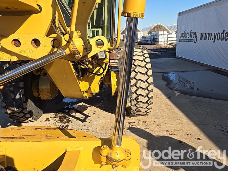 2005-caterpillar-140h-vhp-plus-image-44