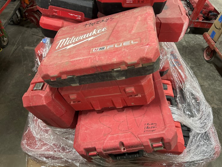 #5452-•-approx.-(25)-empty-tool-cases-image-5