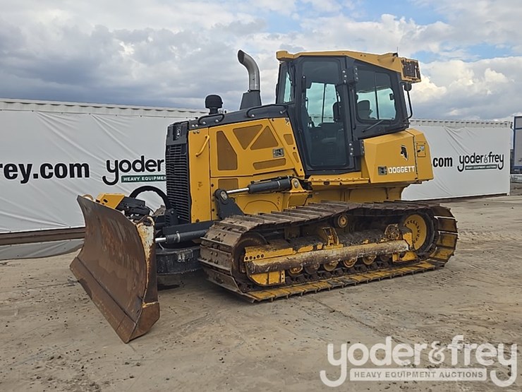 2018-deere-700k-image-1