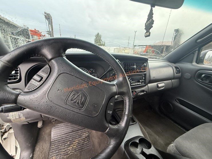 1999-dodge-dakota-image-18