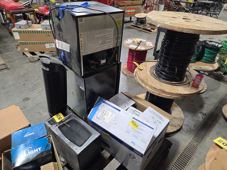 #5396-•-heater,-fridge,-microwave,-and-printer-image-1