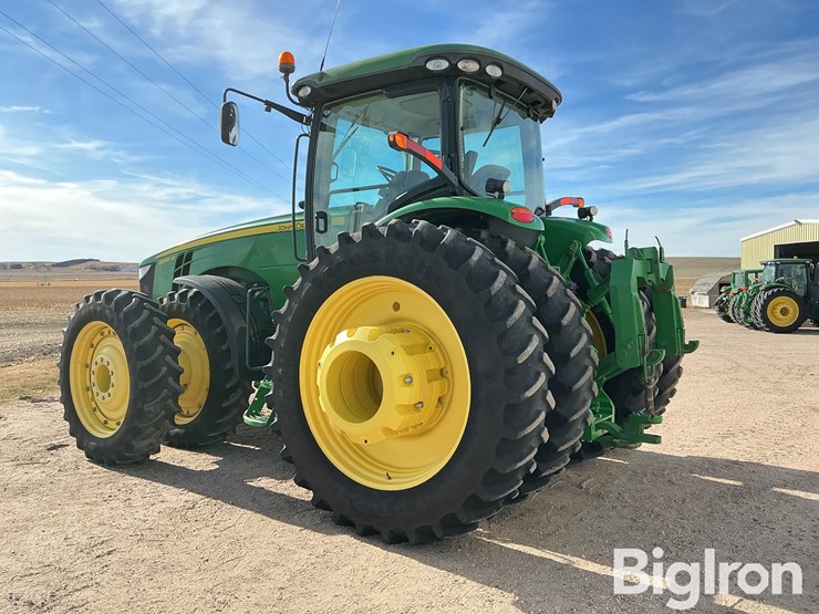 2011-john-deere-8335r-mfwd-tractor-image-7