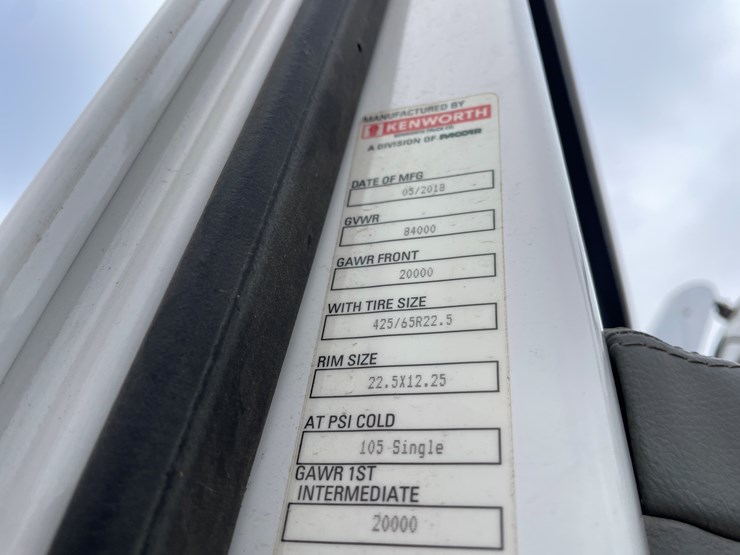 2019-kenworth-t880-image-64