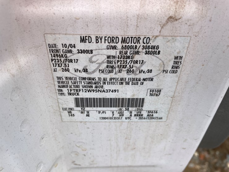 2005-ford-f150-xl-image-2