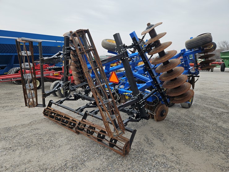 2014-landoll-6230-21-image-13