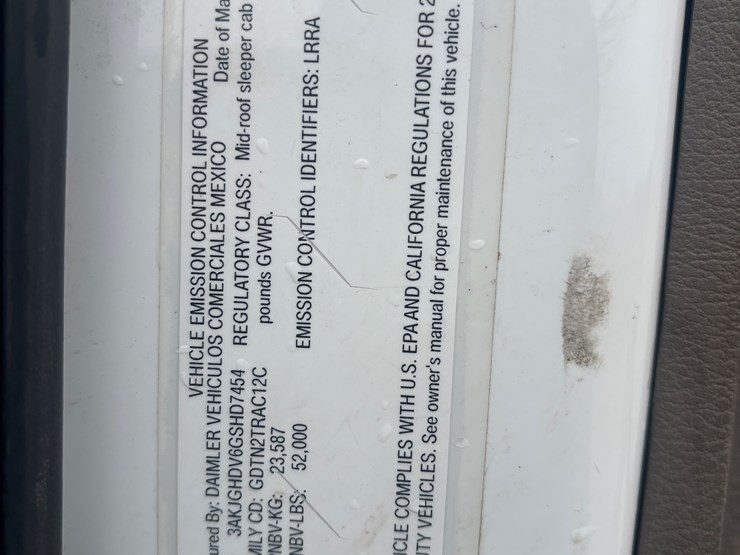 2016-freightliner-cascadia-113-image-86