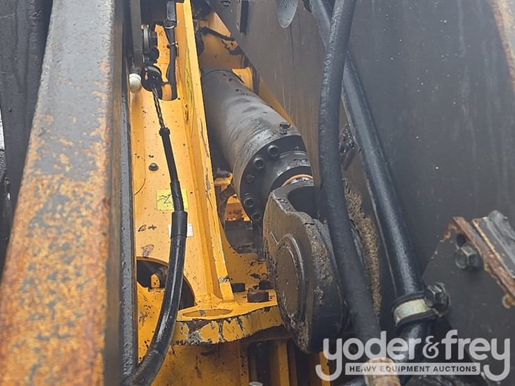 2017-volvo-l110h-image-27