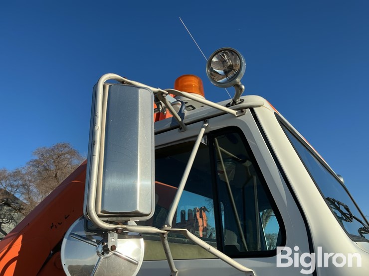 1990-international-4800-image-14