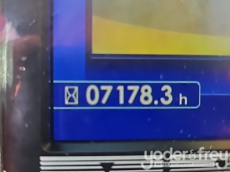 2021-komatsu-pc360-lc-11-image-75