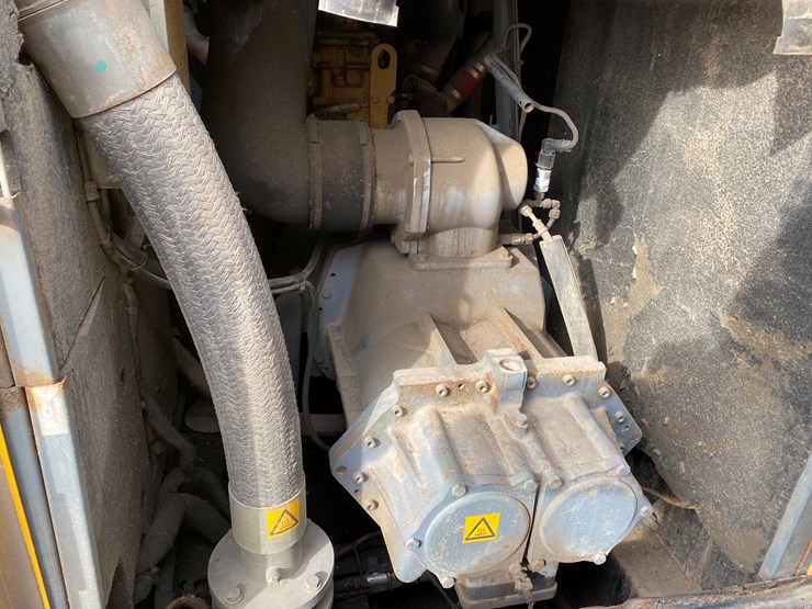 1999-mack-rd690s-image-36