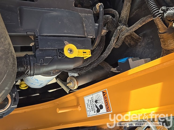 2022-case-590sn-image-52