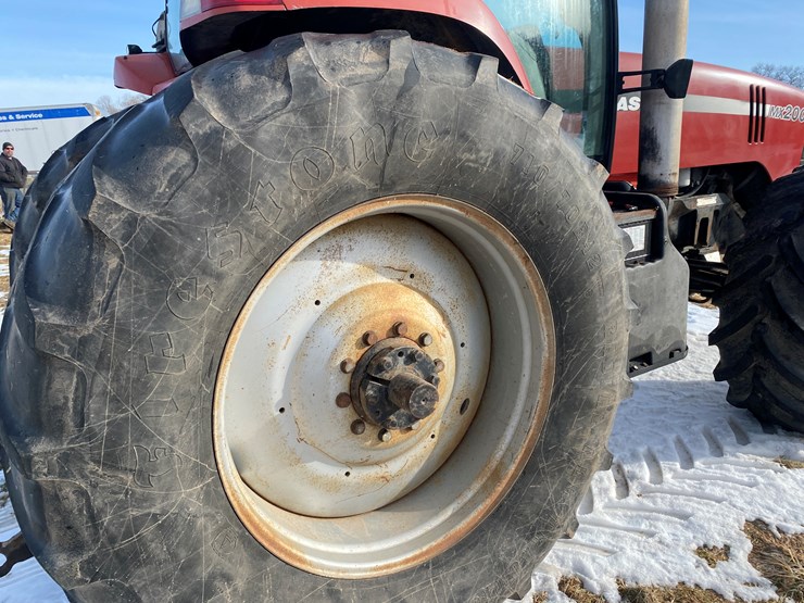 #120-•-2001-case-mx200-magnum-tractor-(colfax,-wi)-image-27