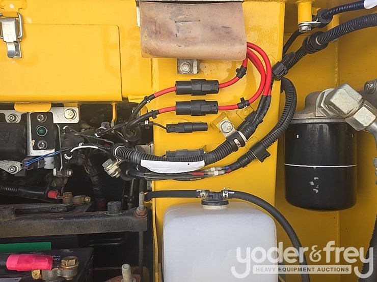 2018-komatsu-d51px-24-image-62