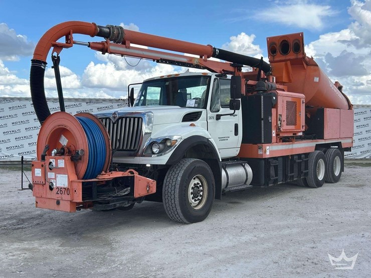 2014-international-workstar-7400-image-1